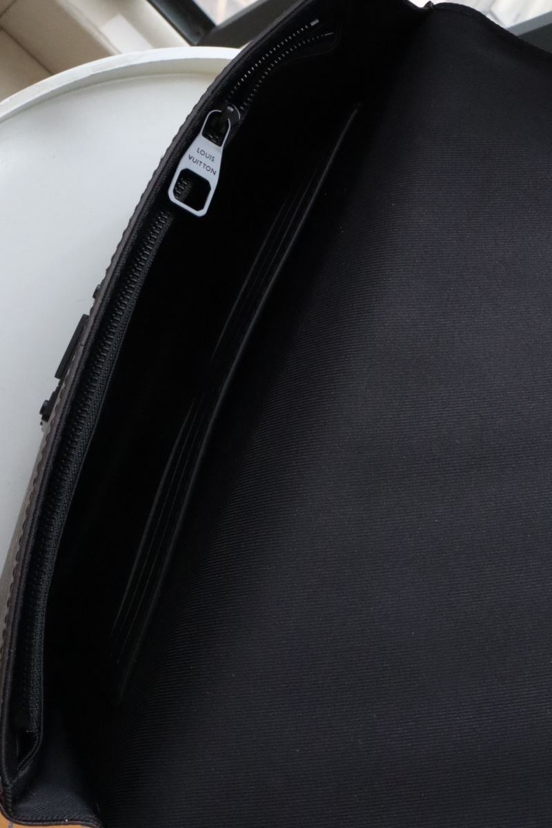 Louis Vuitton Clutch Bags
